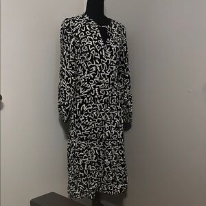 Zara Black and White Sheath Dress with Bishop Sleeves